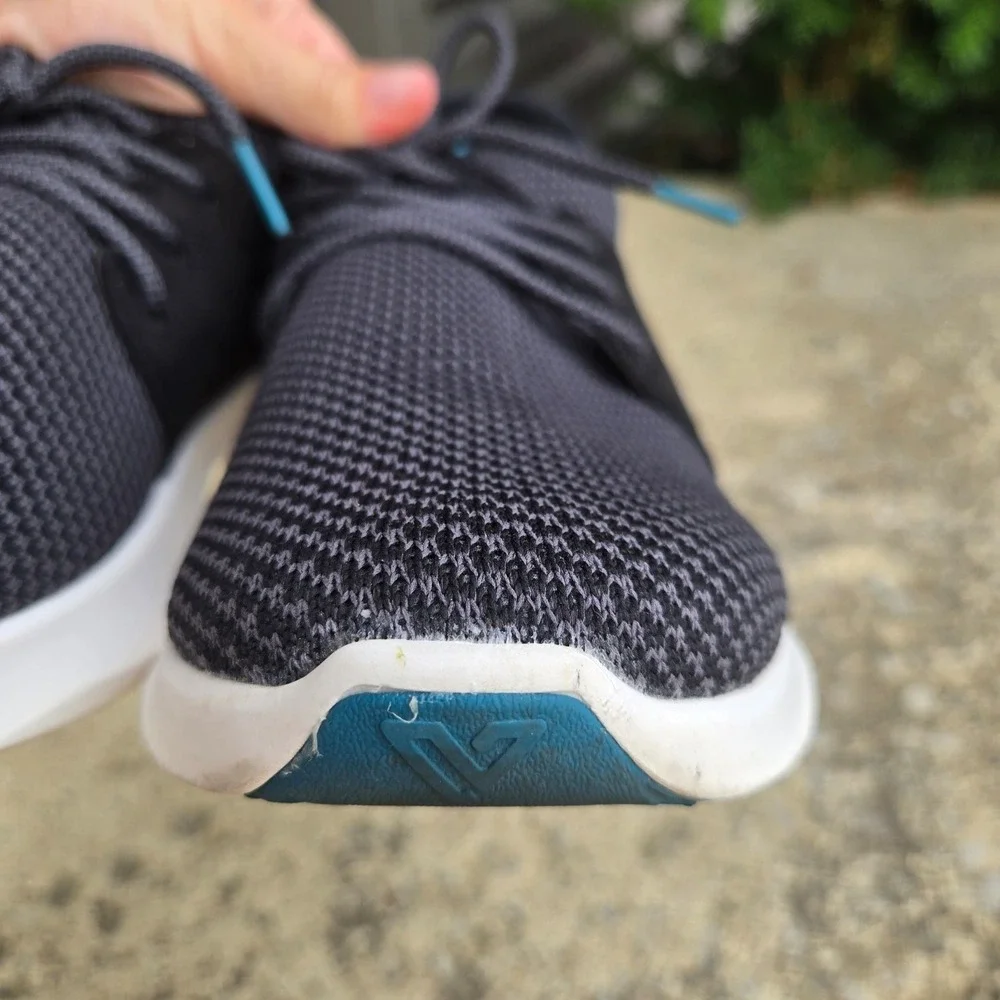 Vessi every day classic sneaker Size Womens sz 11